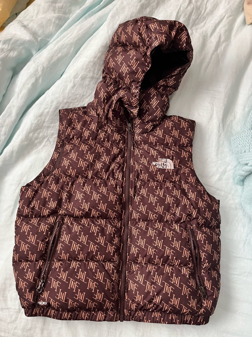 North Face sleeveless puffer vest with hood size M